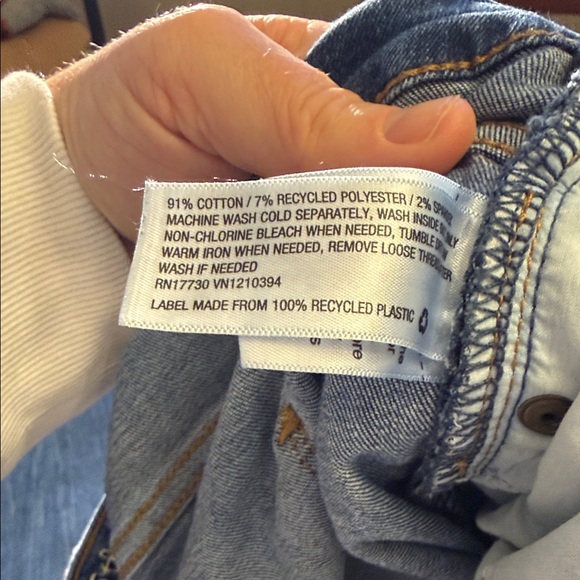 Universal Thread Light Blue Distressed Jeans - Picture 7 of 7